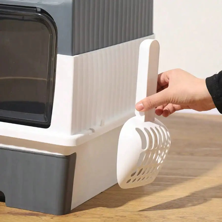 Fully Enclosed Cat Litter Box.