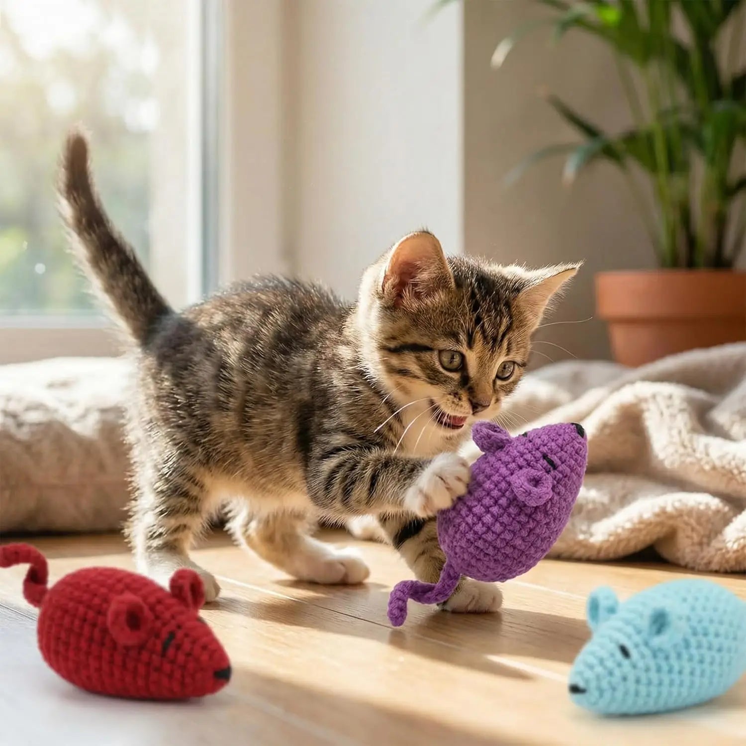 Handmade Yarn Mice Toys with Catnip for Cats